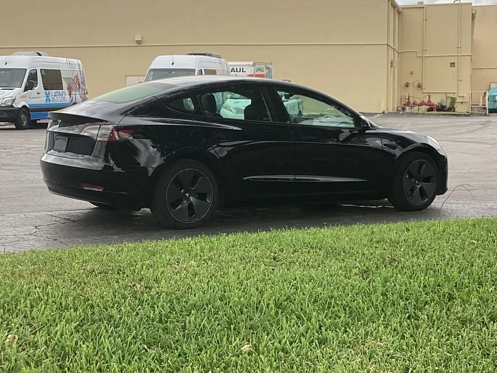 Florida Fine Cars - Used TESLA MODEL 3 2022 MIAMI 