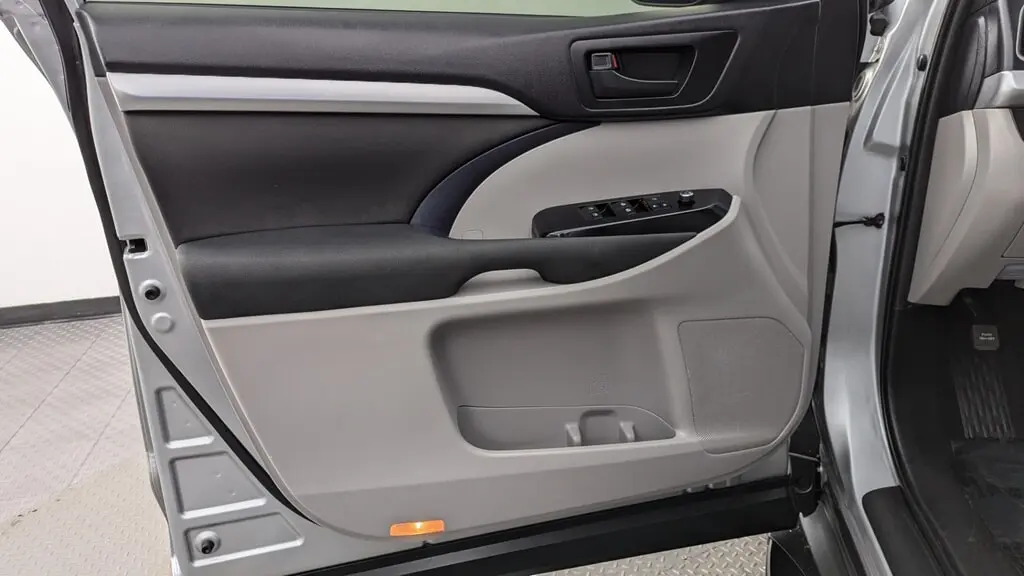 Florida Fine Cars - Used TOYOTA HIGHLANDER 2019 MARGATE LE