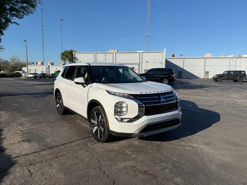 Florida Fine Cars - Used MITSUBISHI OUTLANDER 2025 MIAMI SE