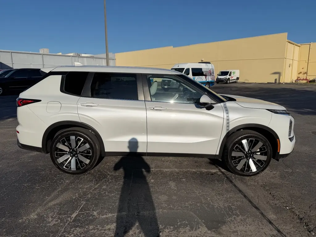 Florida Fine Cars - Used MITSUBISHI OUTLANDER 2025 MIAMI SE