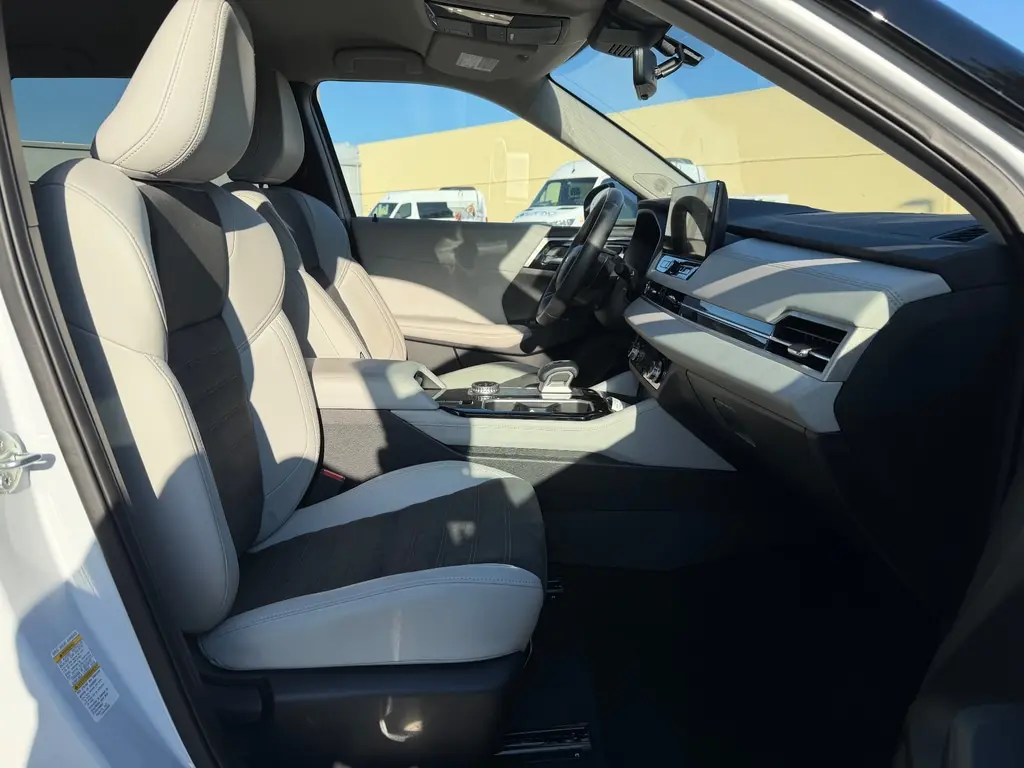 Florida Fine Cars - Used MITSUBISHI OUTLANDER 2025 MIAMI SE