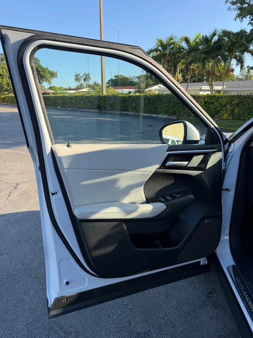 Florida Fine Cars - Used MITSUBISHI OUTLANDER 2025 MIAMI SE