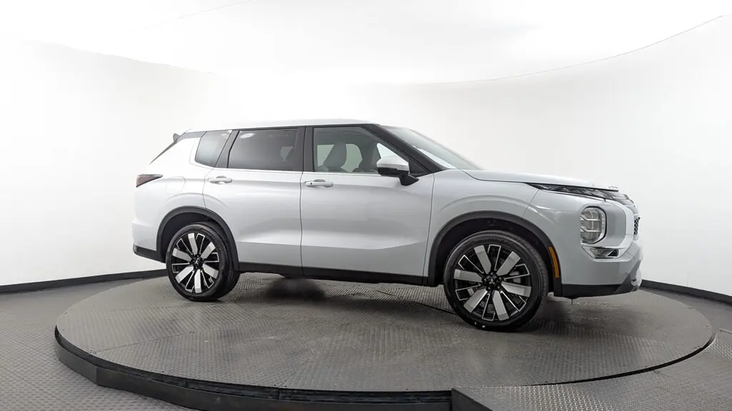 Florida Fine Cars - Used MITSUBISHI OUTLANDER 2025 MIAMI SE