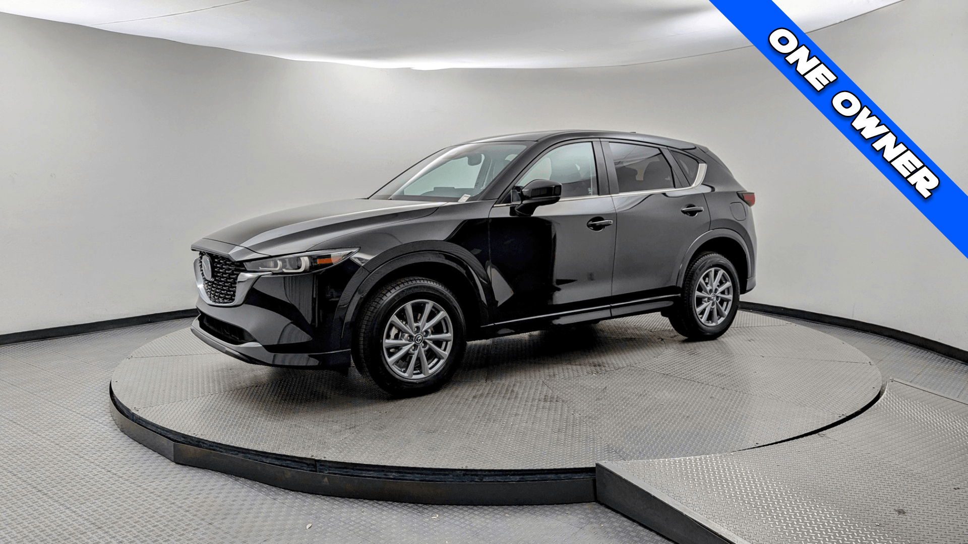 2025 Mazda CX-5 S Preferred package's photo