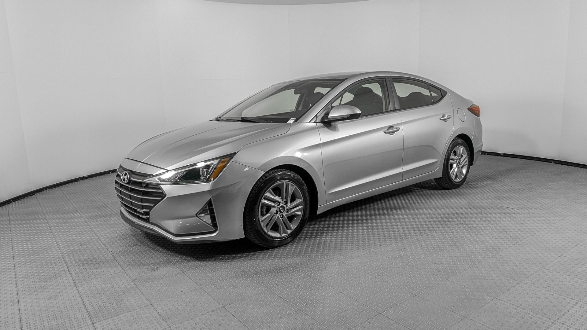 2020 Hyundai Elantra SEL's photo