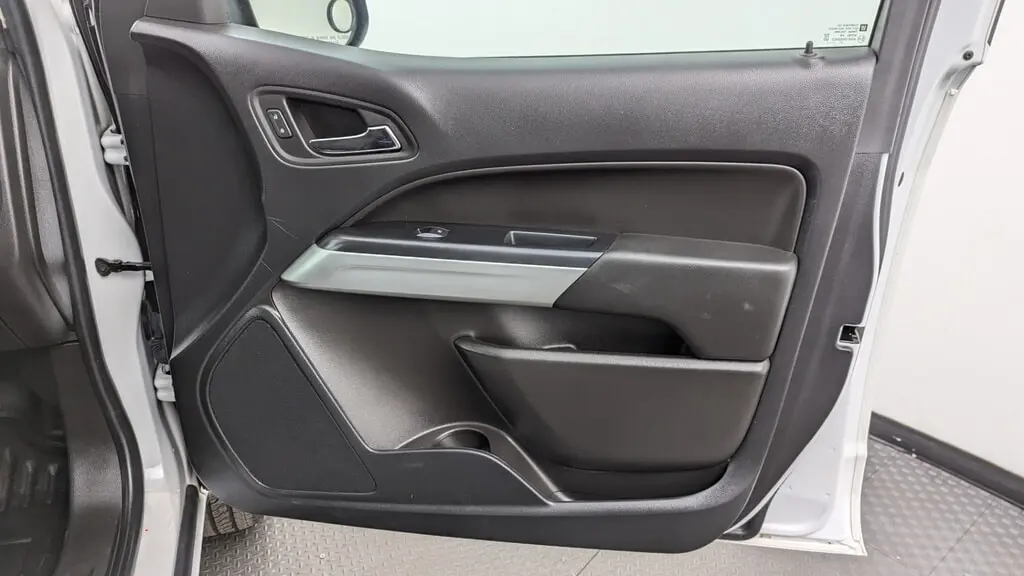 Florida Fine Cars - Used CHEVROLET COLORADO 2022 MIAMI 2WD LT