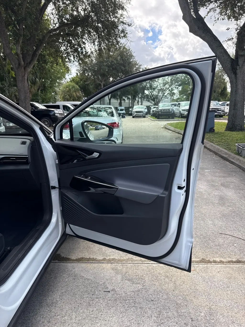 Florida Fine Cars - Used VOLKSWAGEN ID.4 2021 WEST PALM PRO S