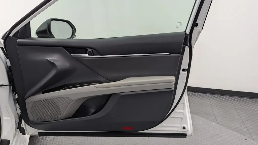 Florida Fine Cars - Used TOYOTA CAMRY 2024 WEST PALM HYBRID LE