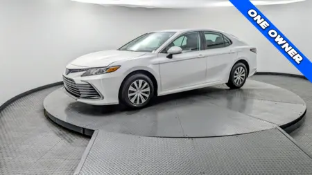 Florida Fine Cars - Used TOYOTA CAMRY 2024 WEST PALM HYBRID LE