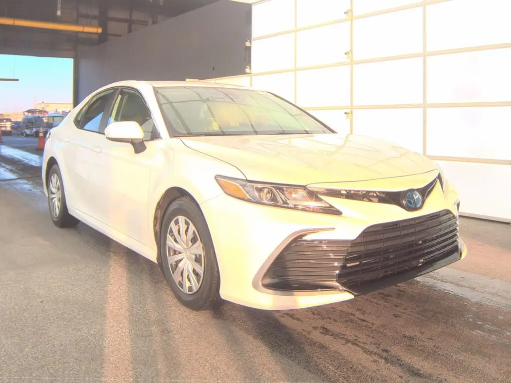 Florida Fine Cars - Used TOYOTA CAMRY 2024 WEST PALM HYBRID LE