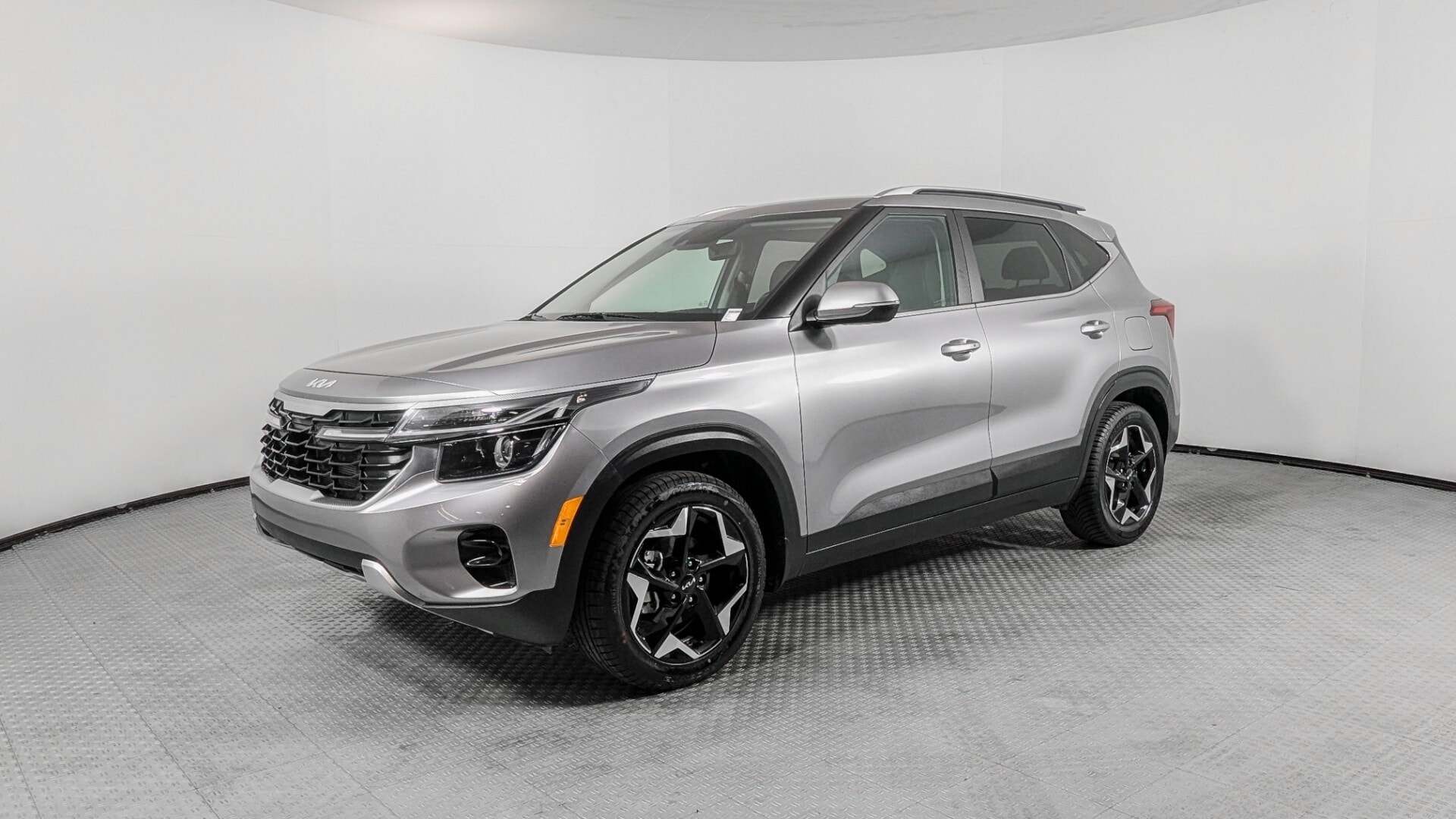 2024 Kia Seltos EX's photo