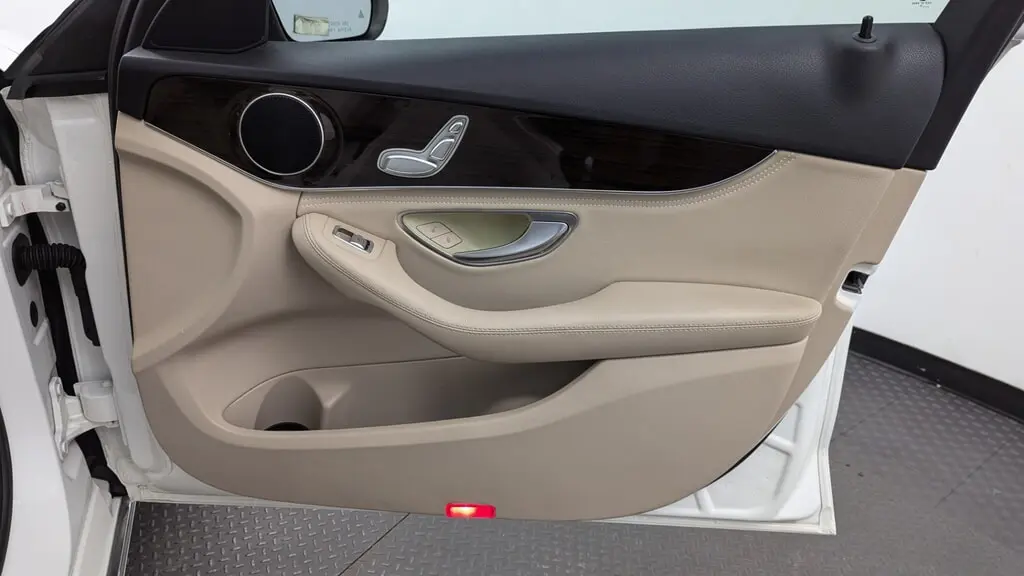 Florida Fine Cars - Used MERCEDES-BENZ C-CLASS 2015 MARGATE C 300