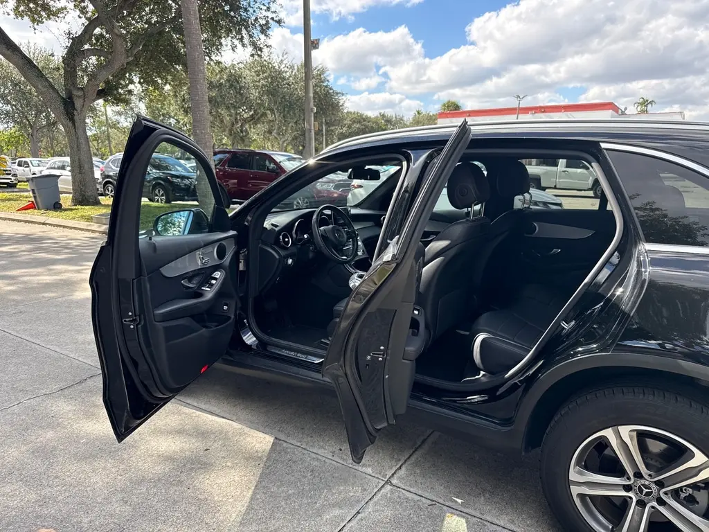 Florida Fine Cars - Used MERCEDES-BENZ GLC 2019 WEST PALM GLC 300