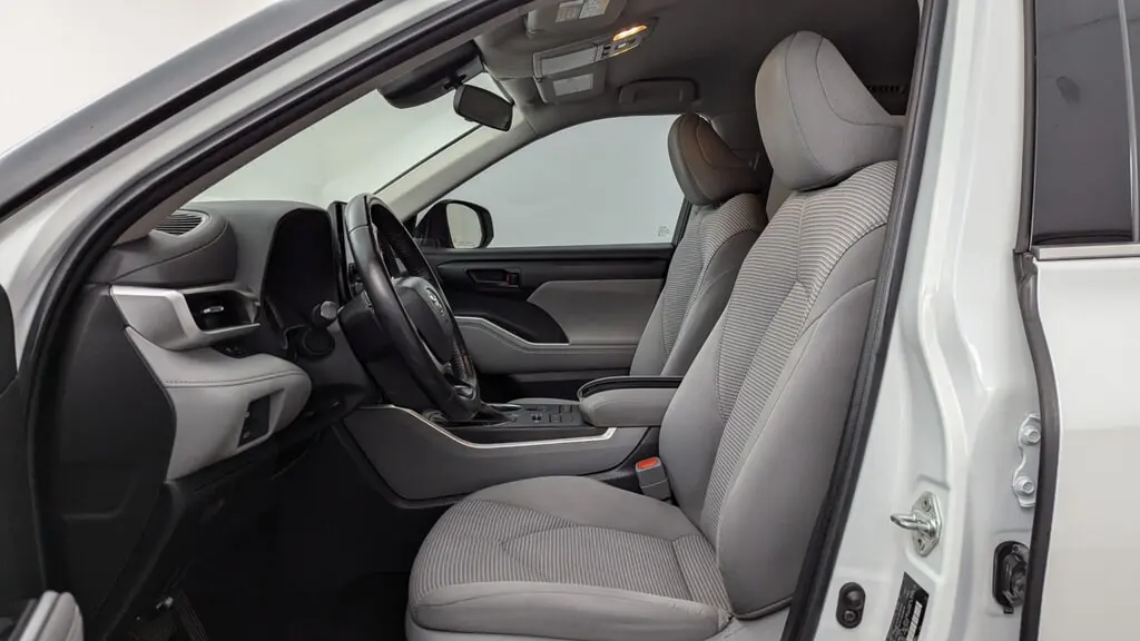 Florida Fine Cars - Used TOYOTA HIGHLANDER 2022 MIAMI LE