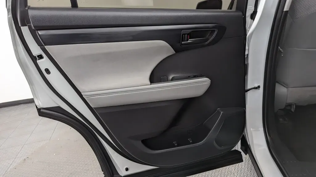 Florida Fine Cars - Used TOYOTA HIGHLANDER 2022 MIAMI LE