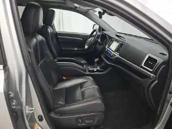 Florida Fine Cars - Used TOYOTA HIGHLANDER 2019 MIAMI SE