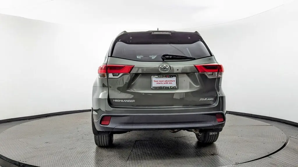 Florida Fine Cars - Used TOYOTA HIGHLANDER 2018 MIAMI XLE