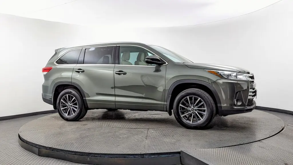 Florida Fine Cars - Used TOYOTA HIGHLANDER 2018 MIAMI XLE