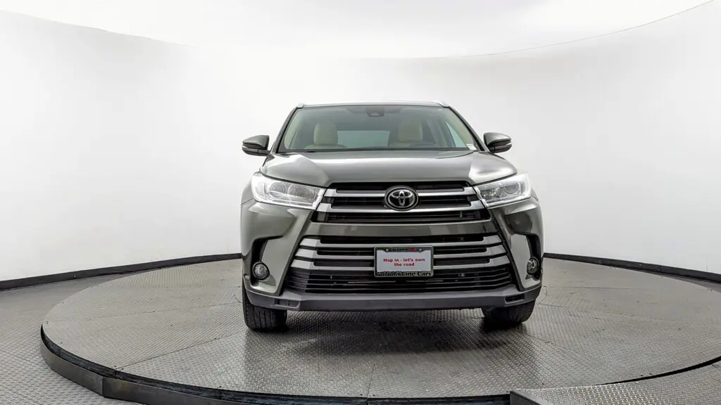 Florida Fine Cars - Used TOYOTA HIGHLANDER 2018 MIAMI XLE