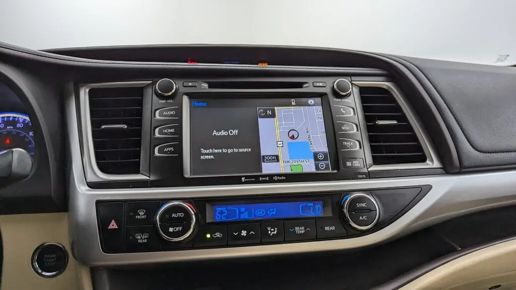 Florida Fine Cars - Used TOYOTA HIGHLANDER 2018 MIAMI XLE