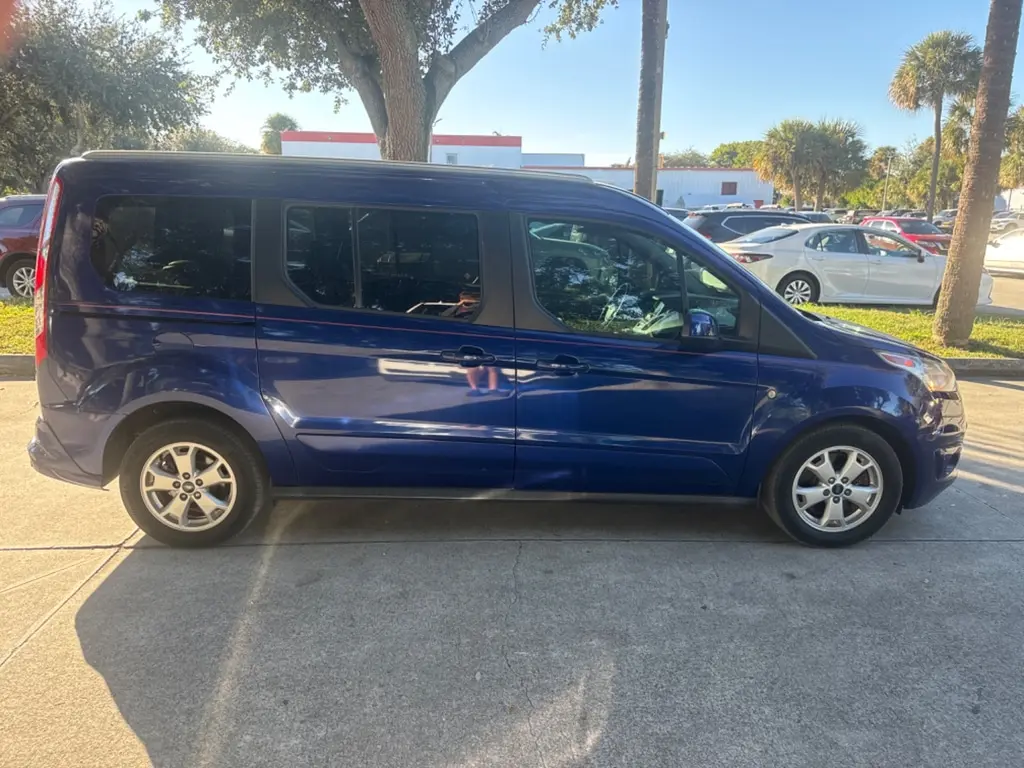 Florida Fine Cars - Used FORD TRANSIT CONNECT WAGON 2017 WEST PALM TITANIUM