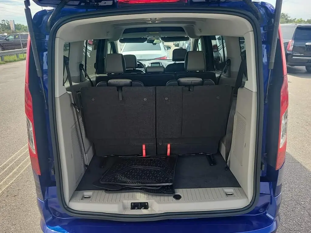 Florida Fine Cars - Used FORD TRANSIT CONNECT WAGON 2017 WEST PALM TITANIUM