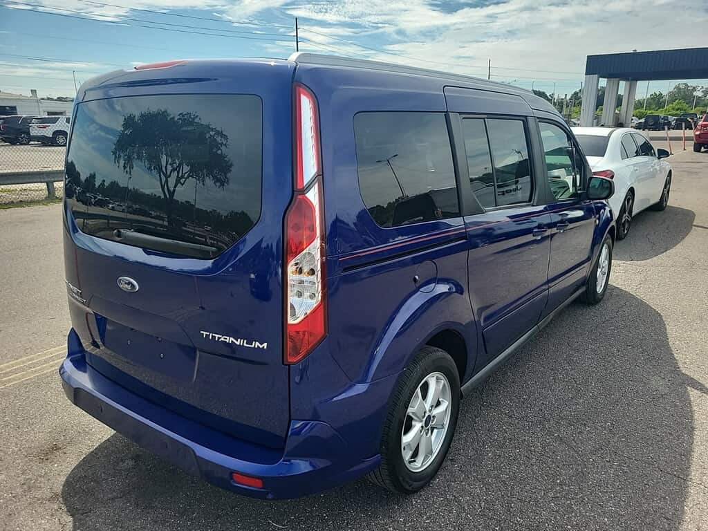 Florida Fine Cars - Used FORD TRANSIT CONNECT WAGON 2017 WEST PALM TITANIUM