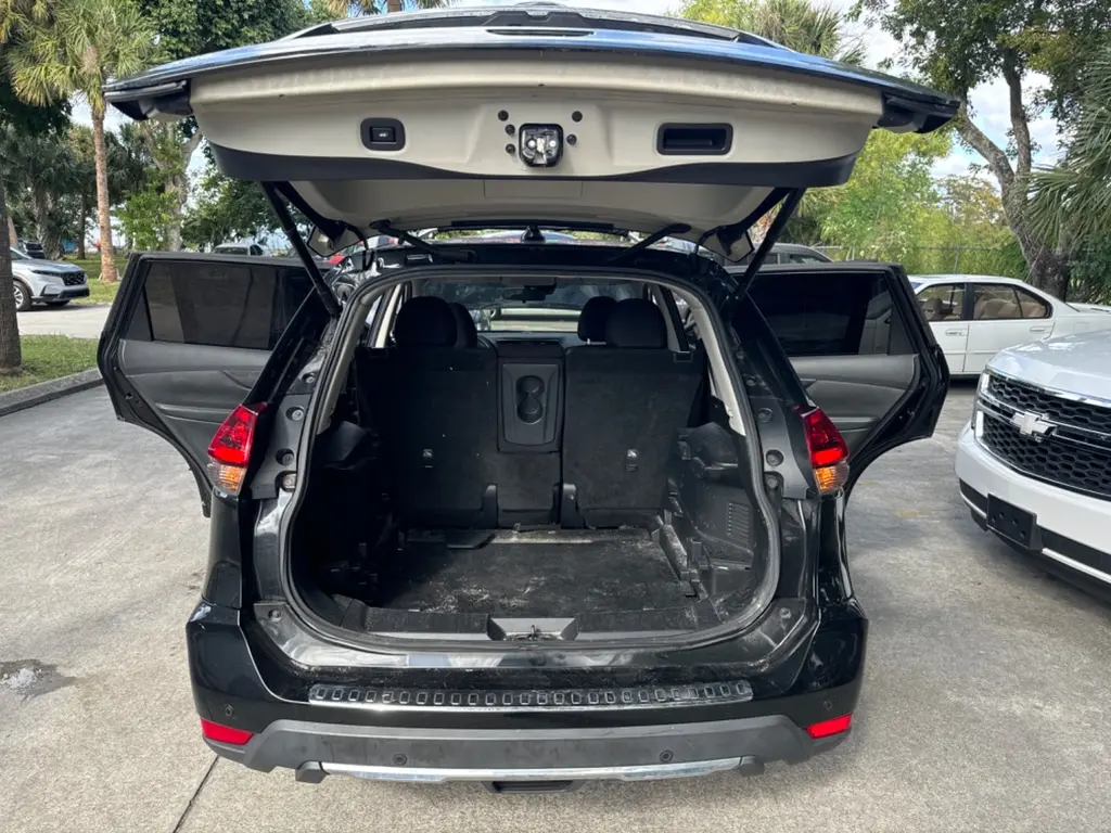 Florida Fine Cars - Used NISSAN ROGUE 2019 WEST PALM SV