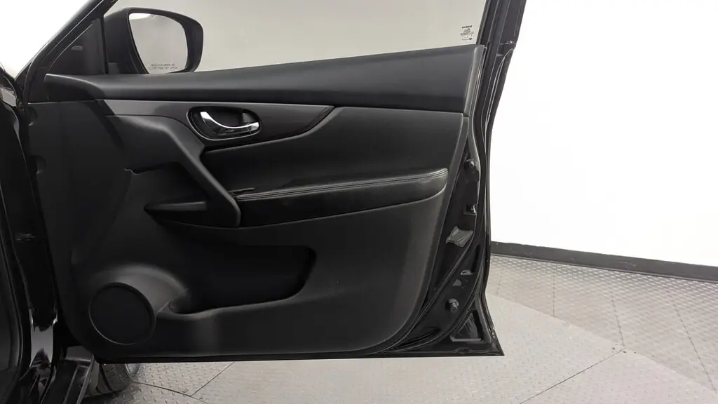 Florida Fine Cars - Used NISSAN ROGUE 2019 WEST PALM SV