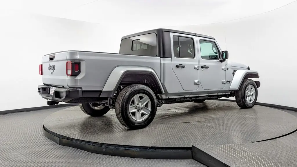 Florida Fine Cars - Used JEEP GLADIATOR 2023 MARGATE SPORT S