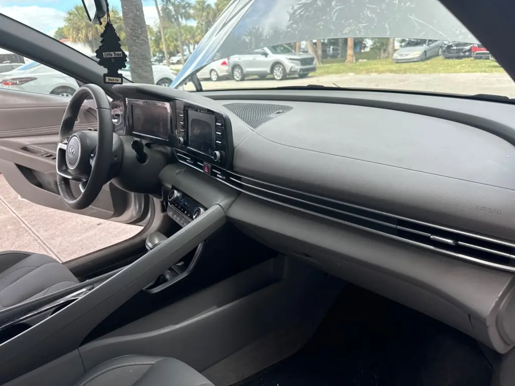 Florida Fine Cars - Used HYUNDAI ELANTRA 2022 WEST PALM SEL