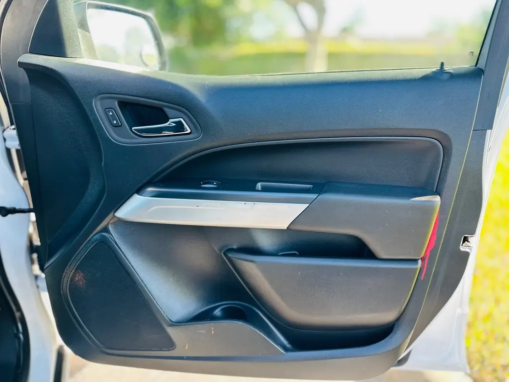 Florida Fine Cars - Used CHEVROLET COLORADO 2022 WEST PALM 2WD LT