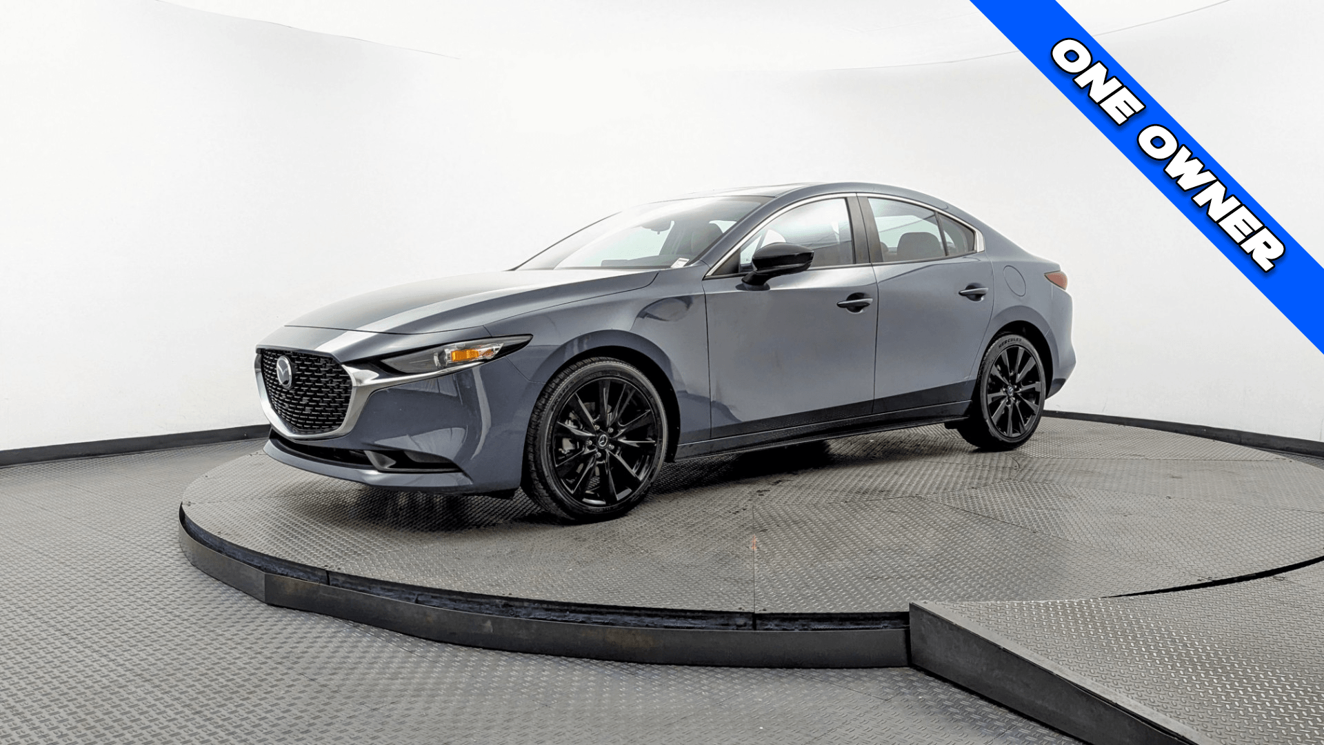 2024 Mazda Mazda3 Carbon Edition's photo