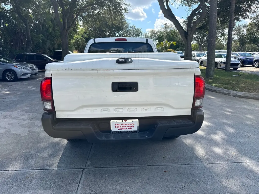 2019 Toyota Tacoma SR photo 3