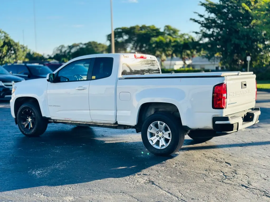 2022 Chevrolet Colorado LT photo 4