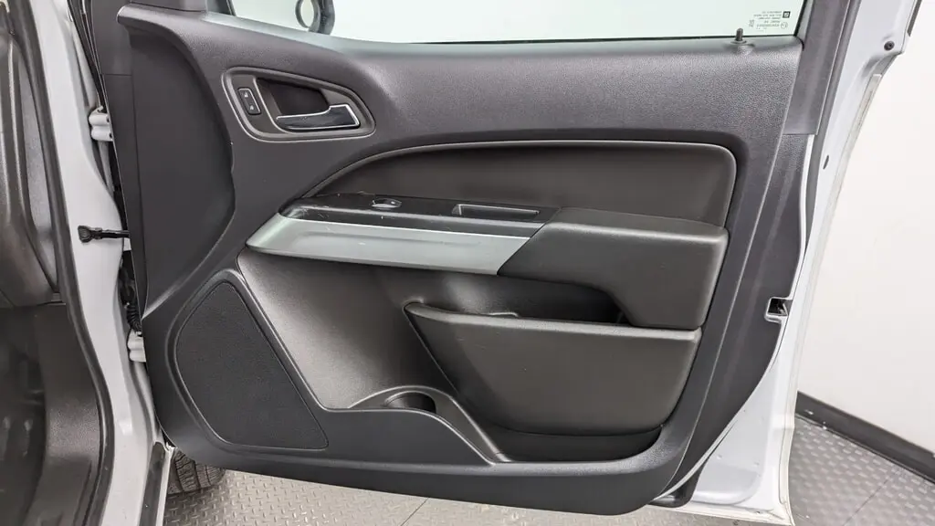 Florida Fine Cars - Used CHEVROLET COLORADO 2022 WEST PALM 2WD LT