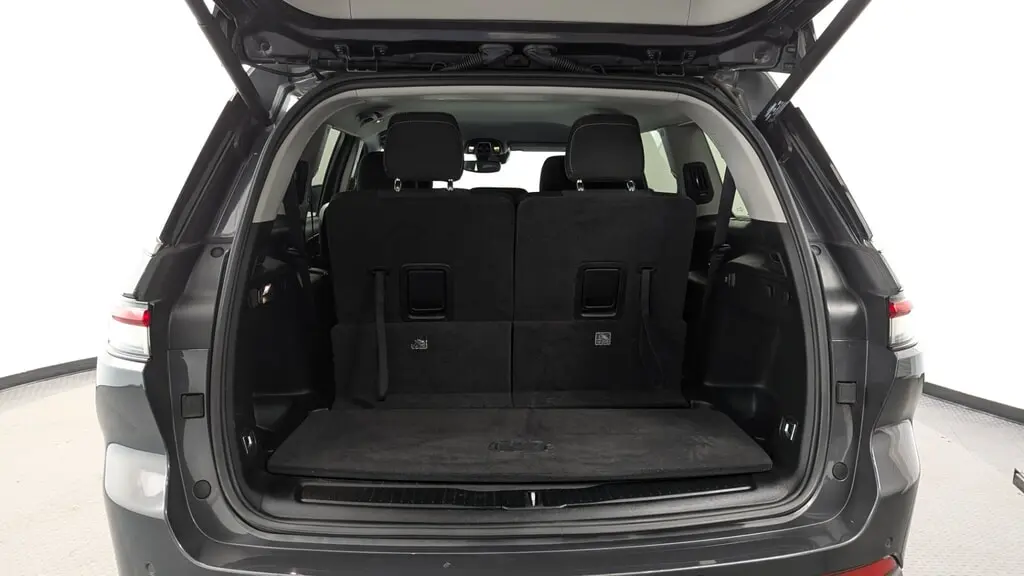 Florida Fine Cars - Used JEEP GRAND CHEROKEE L 2023 MARGATE LAREDO