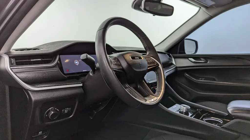 Florida Fine Cars - Used JEEP GRAND CHEROKEE L 2023 MARGATE LAREDO