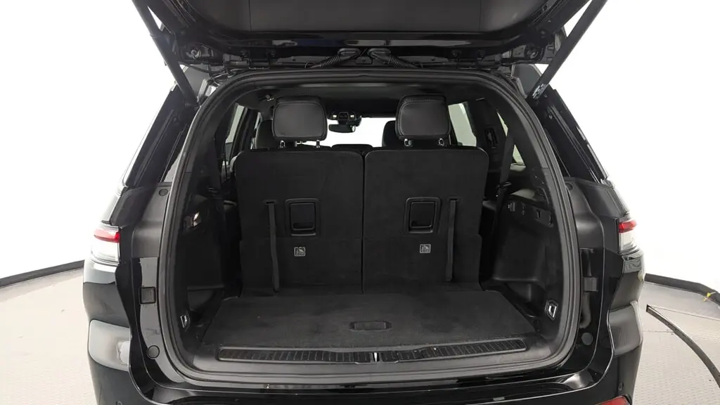 Florida Fine Cars - Used JEEP GRAND CHEROKEE L 2024 MARGATE ALTITUDE