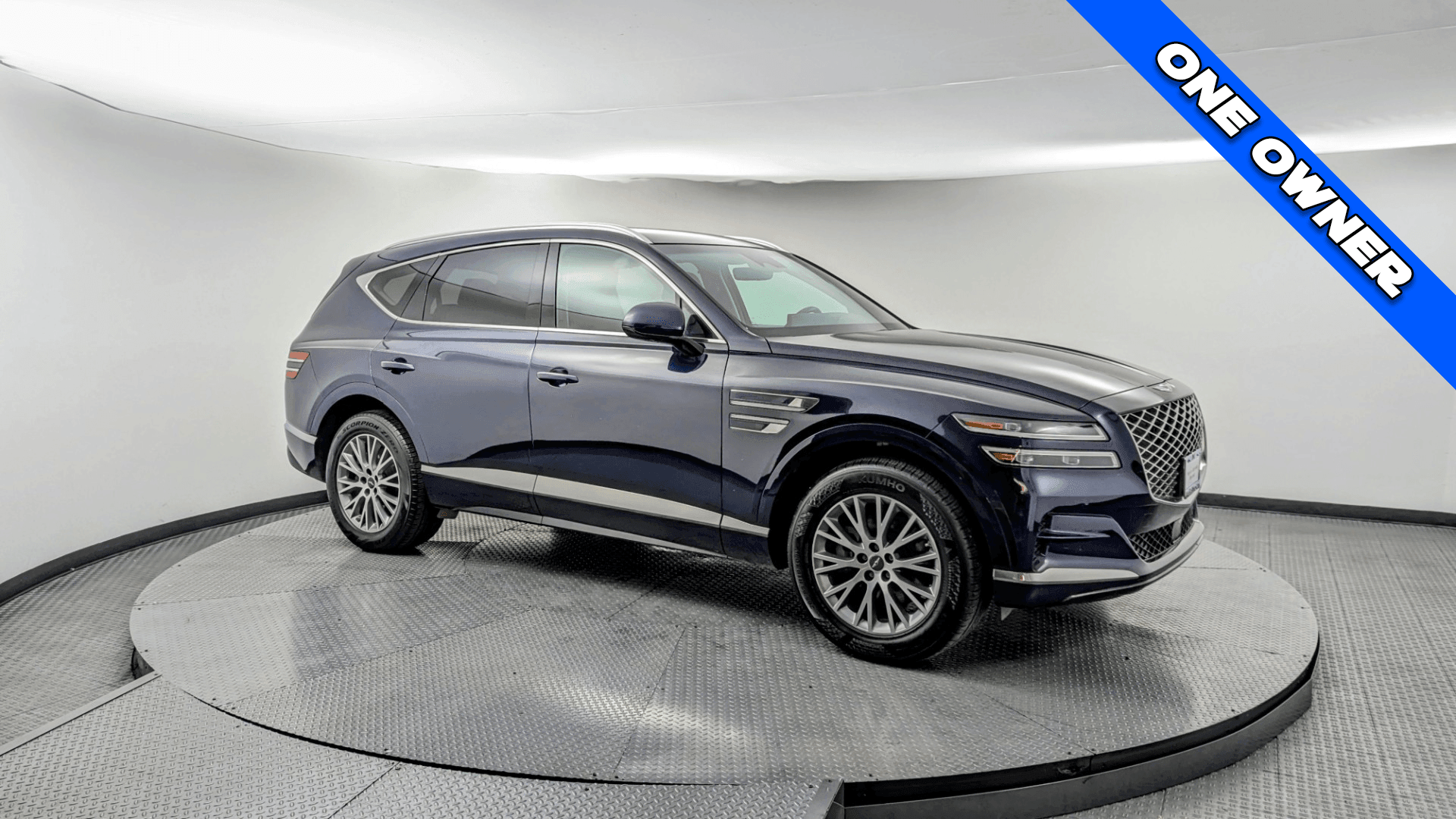 2024 GENESIS GV80 Standard's photo