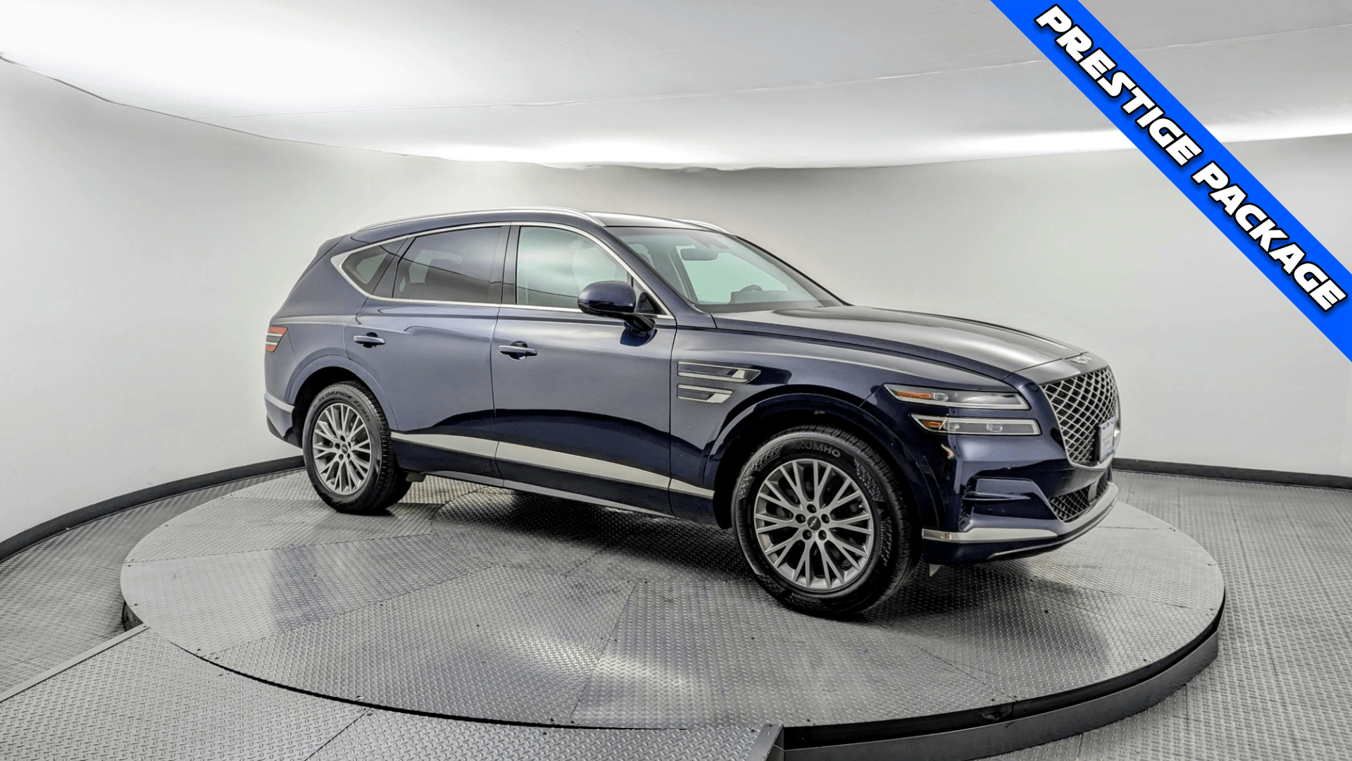 2024 GENESIS GV80 Standard's photo