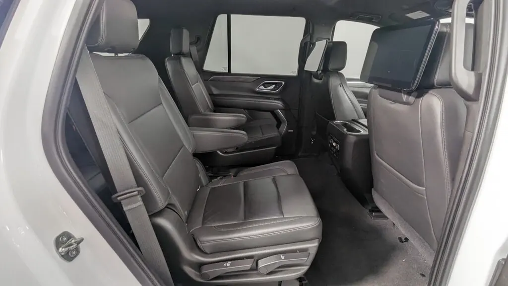 2021 Chevrolet Tahoe Z71 photo 4