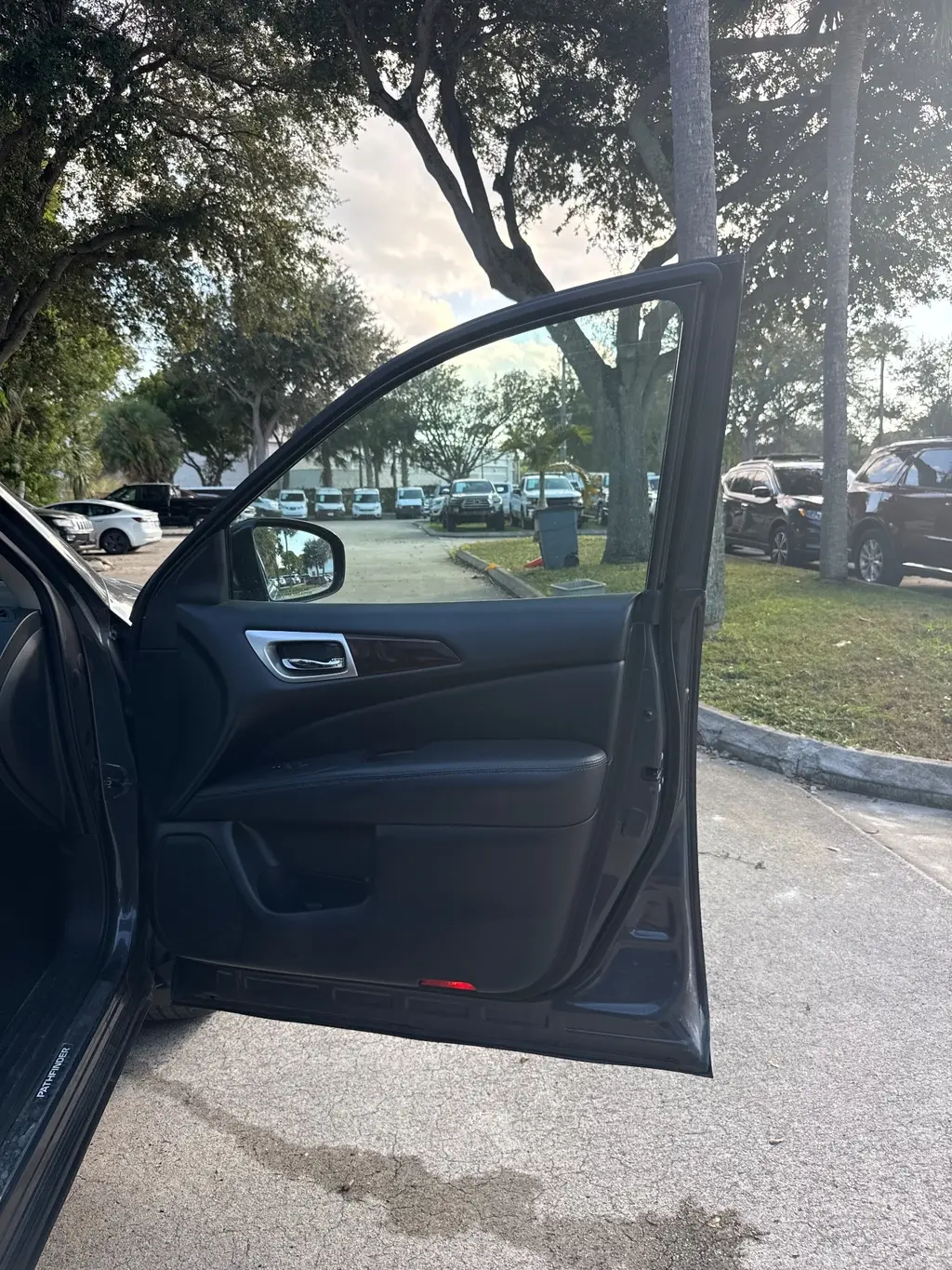 Florida Fine Cars - Used NISSAN PATHFINDER 2013 WEST PALM SL