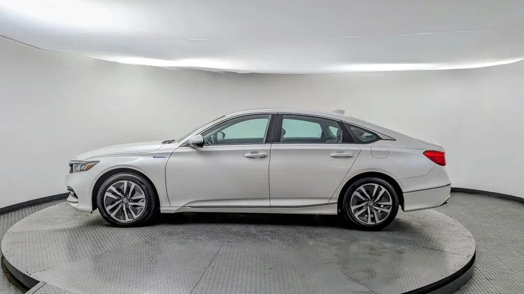2020 Honda Accord Hybrid EX-L photo 2