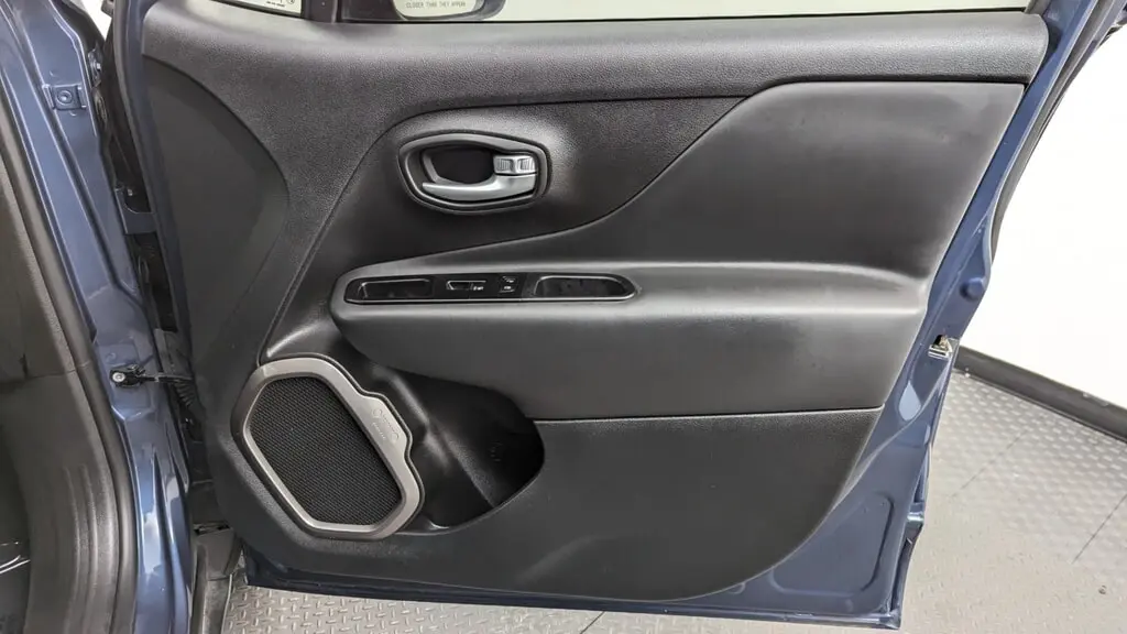 Florida Fine Cars - Used JEEP RENEGADE 2023 MIAMI LATITUDE