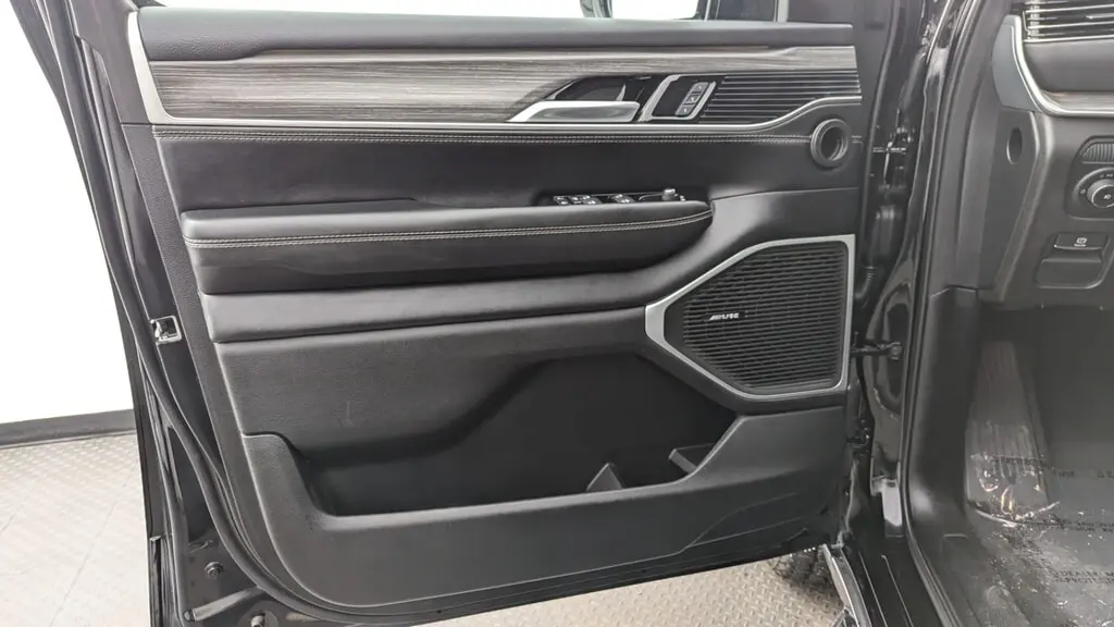 Florida Fine Cars - Used JEEP WAGONEER L 2023 MIAMI SERIES II