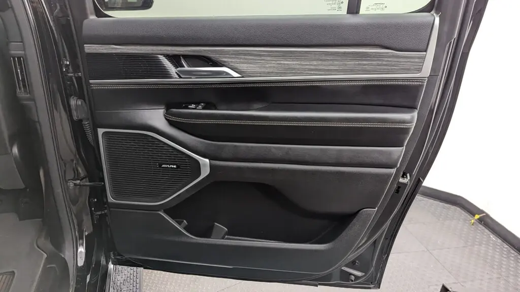 Florida Fine Cars - Used JEEP WAGONEER L 2023 MIAMI SERIES II