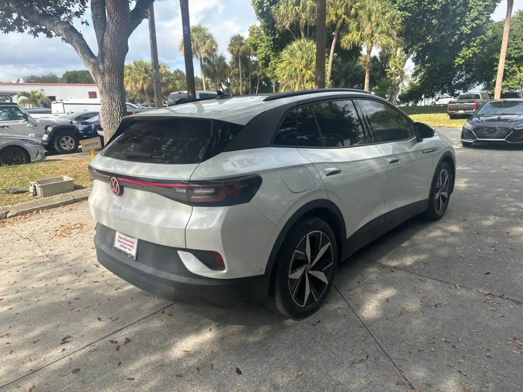 2023 Volkswagen ID.4 Pro S photo 4