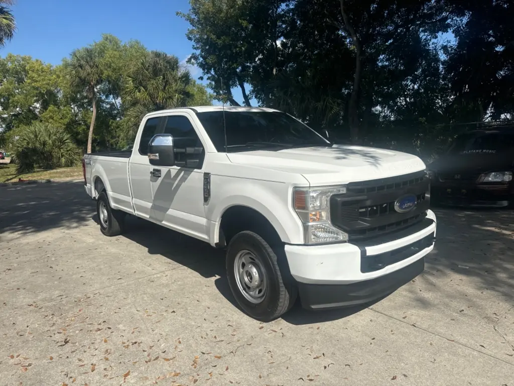 2022 Ford F-250 XL photo 3
