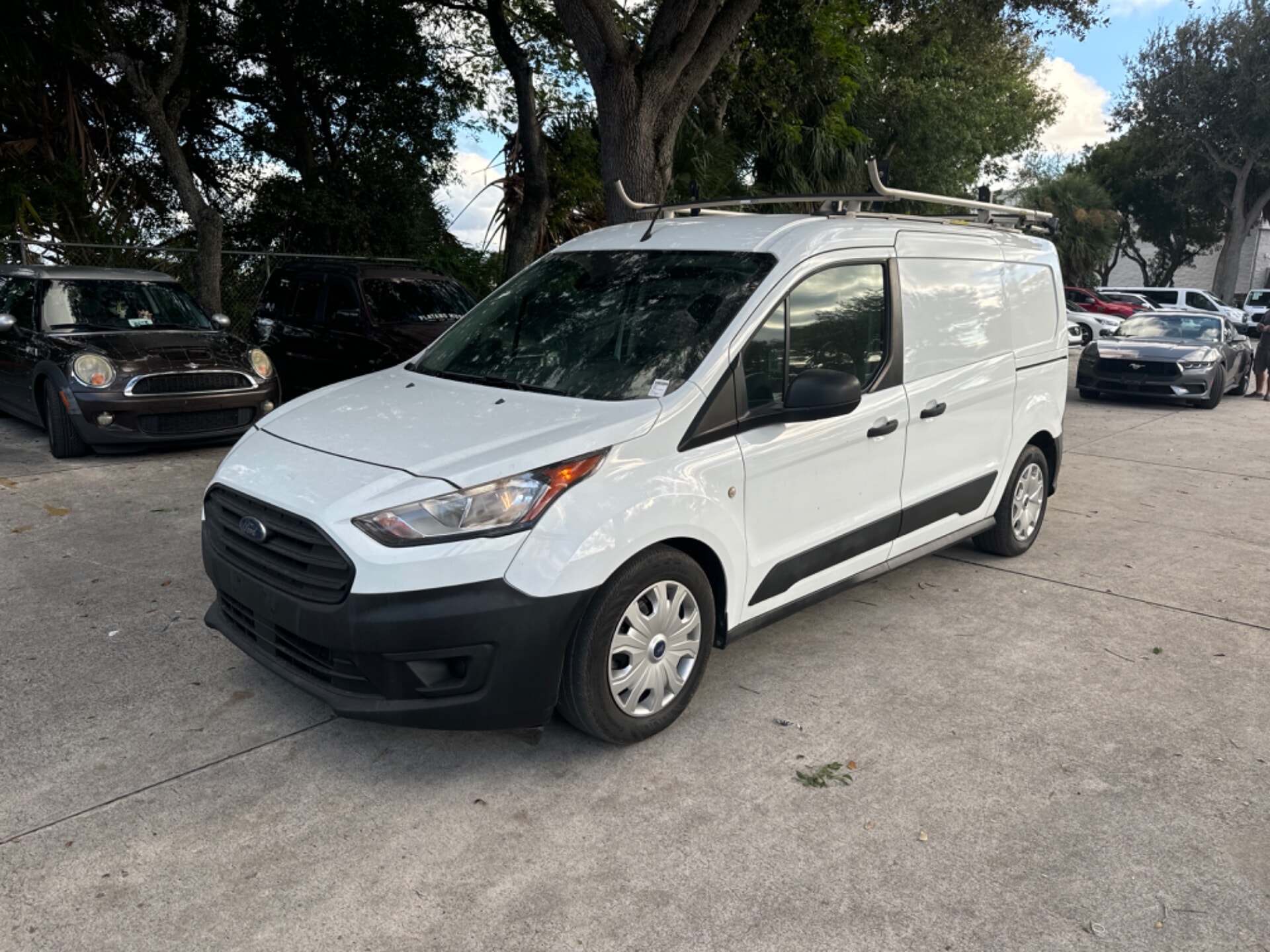 2020 Ford Transit Connect XL's photo